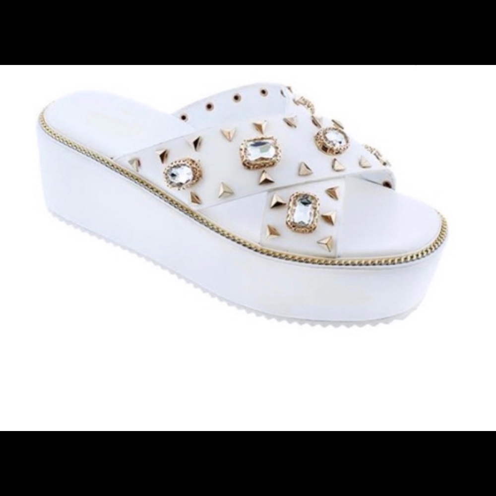 Diamond studded sandal